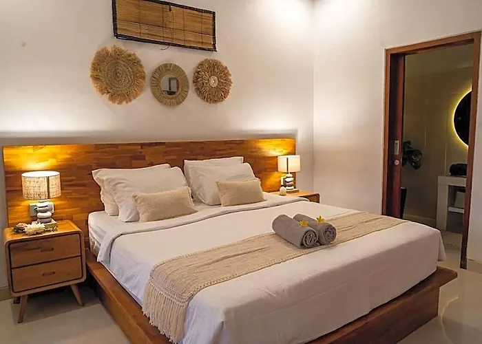 酒店 Innerbloom Spacious 2 Bedroom With Large Pool & Garden 峇里島