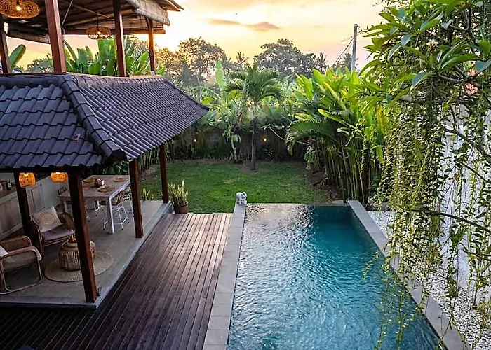 Innerbloom Spacious 2 Bedroom With Large Pool & Garden 酒店 峇里島